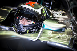 MotoGP-Champion Jorge Lorenzo im Mercedes AMG F1 W05