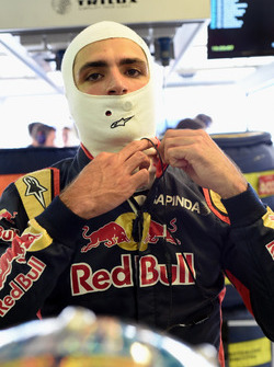 Carlos Sainz Jr., Scuderia Toro Rosso STR11