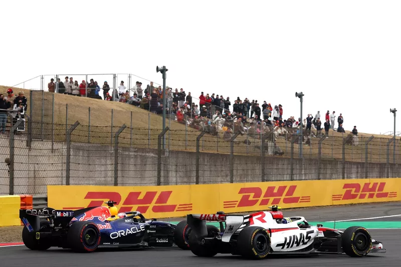 Max Verstappen, Red Bull Racing, Oliver Bearman, Haas F1 Team