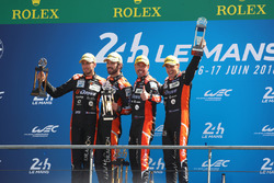Подіум LMP2 podium: Роман Русінов, Андреа Піццитола, Жан-Ерік Вернь, G-Drive Racing