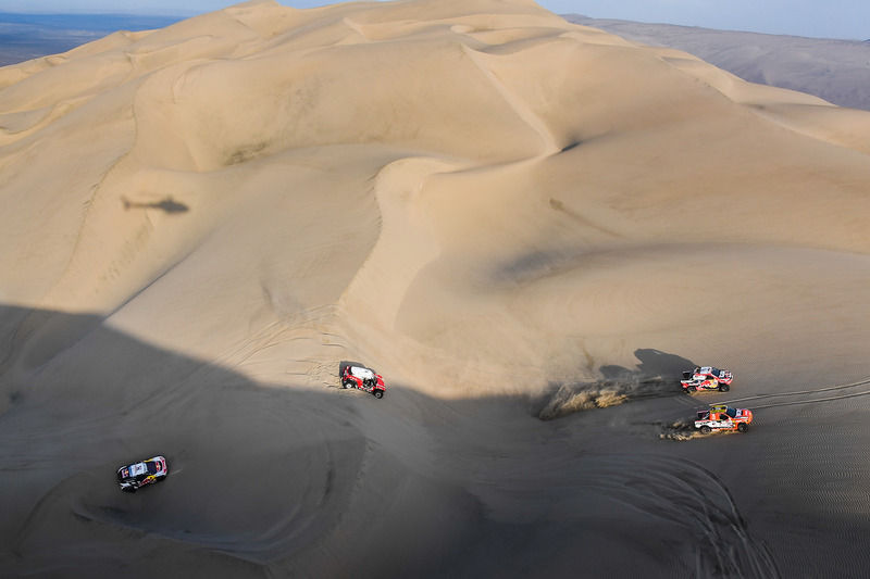 #306 Peugeot Sport Peugeot 3008 DKR: Sébastien Loeb, Daniel Elena, #305 X-Raid Team Mini: Mikko Hirvonen, Andreas Schulz, #301 Toyota Gazoo Racing Toyota: Nasser Al-Attiyah, Mathieu Baumel, #311 Ford: Martin Prokop, Jan Tomanek