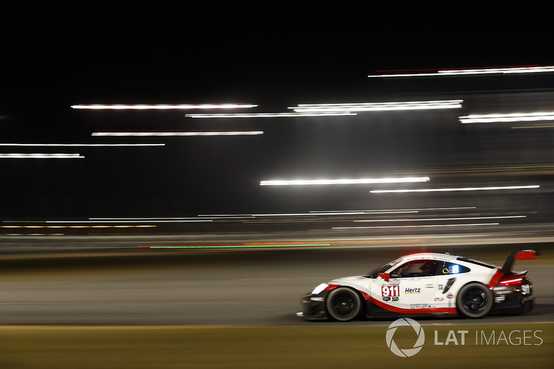 #911 Porsche Team North America Porsche 911 RSR, GTLM: Patrick Pilet, Nick Tandy, Frédéric Makowieck