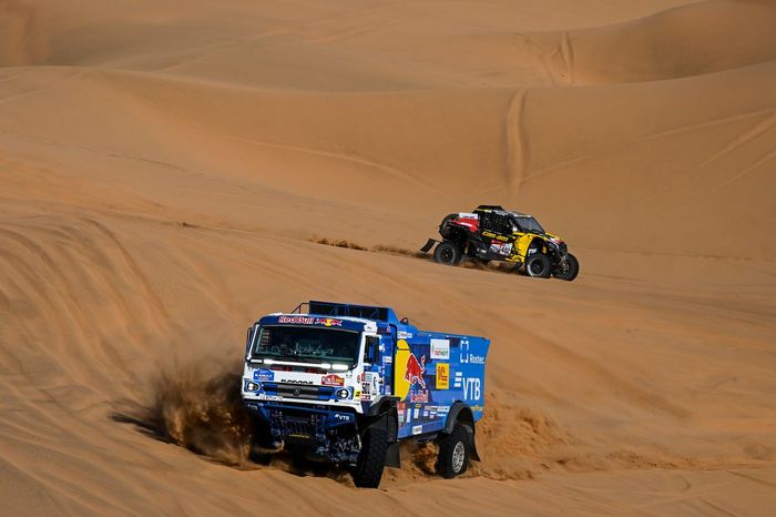 #501 Kamaz  Master: Anton Shibalov, Dmitrii Nikitin, Ivan Tatarinov