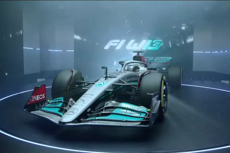 Mercedes W13