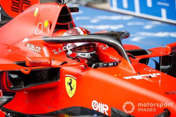 Charles Leclerc, Ferrari, 1ª posición, llega a Parc Ferme