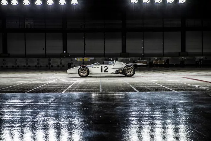 Honda RA272