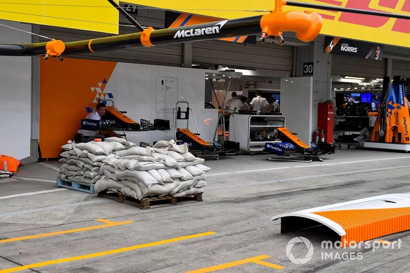 Preparaciones para la llegada del tifón a Suzuka