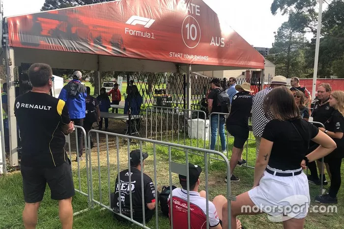 Queues outside Gate 10