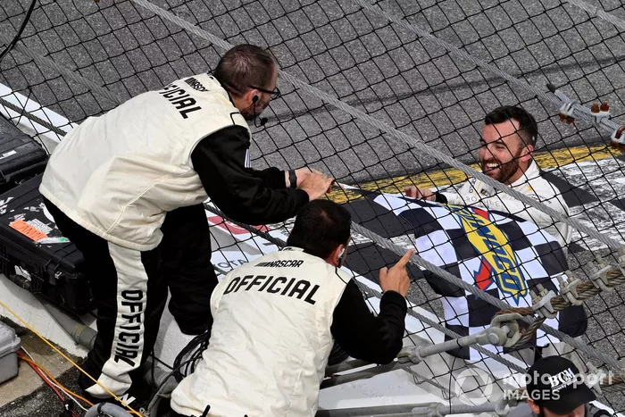 Ganador Austin Dillon, Richard Childress Racing, BREZTRI Chevrolet Camaro