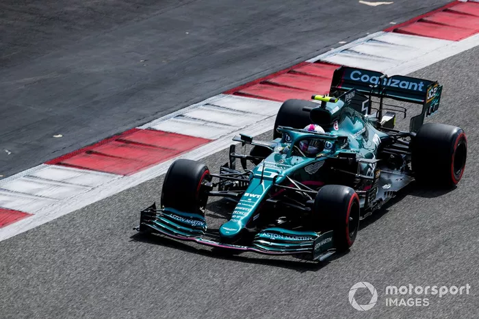 Sebastian Vettel, Aston Martin AMR21 