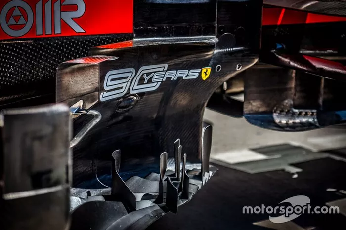 Ferrari SF90 dettaglio del bargeboard