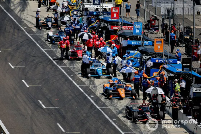 Will Power, Team Penske Chevrolet, Scott Dixon, Chip Ganassi Racing Honda, Alex Palou, Chip Ganassi Racing Honda, Marcus Ericsson, Chip Ganassi Racing Honda on pit road