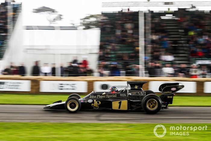 Emerson Fittipaldi (BRA) - Lotus 72