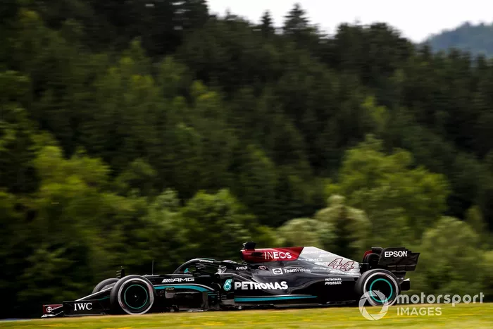 Lewis Hamilton, Mercedes W12