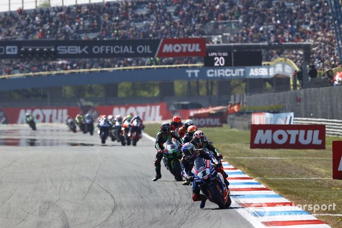 Toprak Razgatlioglu, Pata Yamaha WorldSBK, Jonathan Rea, Kawasaki Racing Team WSBK, Alex Lowes, Kawasaki Racing Team WSBK, Andrea Locatelli, Pata Yamaha WorldSBK