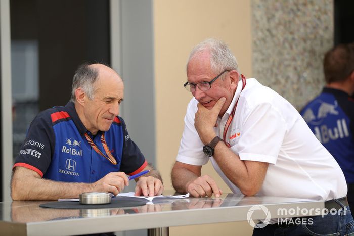 Franz Tost, director del equipo Scuderia Toro Rosso y el Dr. Helmut Marko, consultor de Red Bull Motorsport