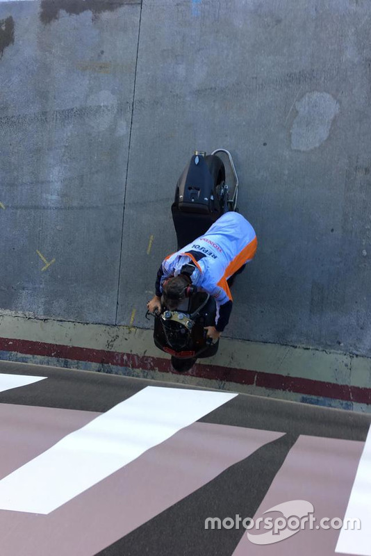 Honda prepara la moto de Jorge Lorenzo