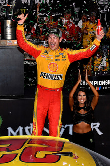 Joey Logano, Team Penske, Ford Fusion Shell Pennzoil