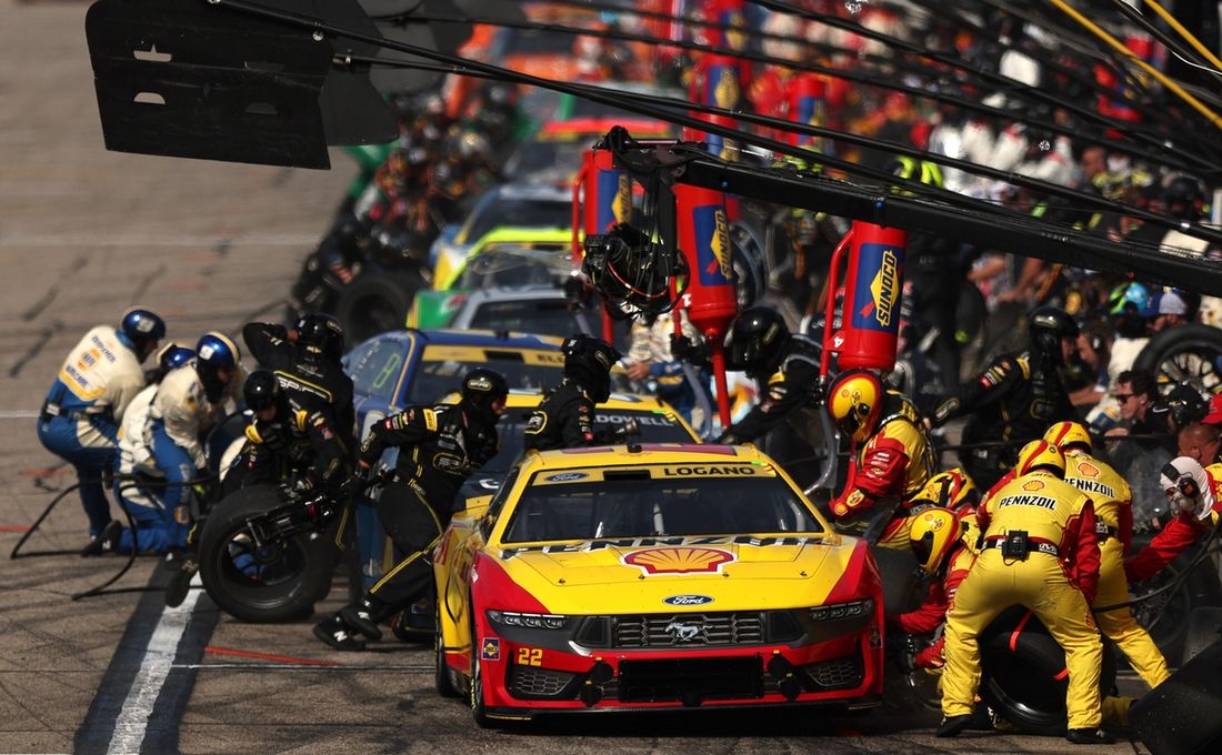 Joey Logano, Team Penske Ford