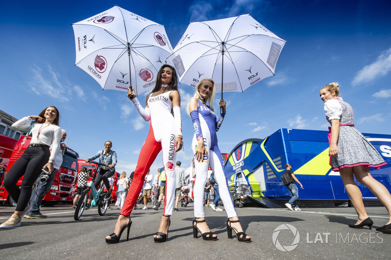 Grid girls
