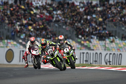 Tom Sykes, Kawasaki Racing; Jonathan Rea, Kawasaki Racing