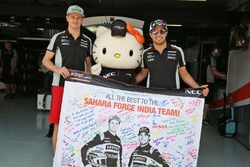 Nico Hulkenberg y Sahara Force India F1, Sergio Pérez, Sahara Force India F1 con Hello Kitty