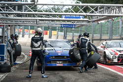 #114 Emil Frey Racing, Jaguar G3: Markus Palttala, Jonathan Hirschi, Christian Klien