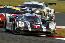 #1 Porsche Team, Porsche 919 Hybrid: Timo Bernhard, Mark Webber, Brendon Hartley