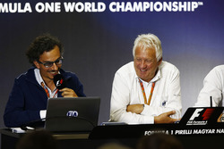 Laurent Mekies, FIA-Sicherheitschef, Charlie Whiting, FIA-Rennleiter, Matteo Bonciani, FIA-Pressespr