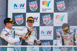 Podium: #8 Bentley Team M-Sport, Bentley Continential GT3: Steven Kane, Guy Smith, Oliver Jarvis