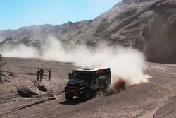 #502 Team De Rooy Iveco: Federico Villagra, Adrian Yacopini, Ricardo Torlaschi