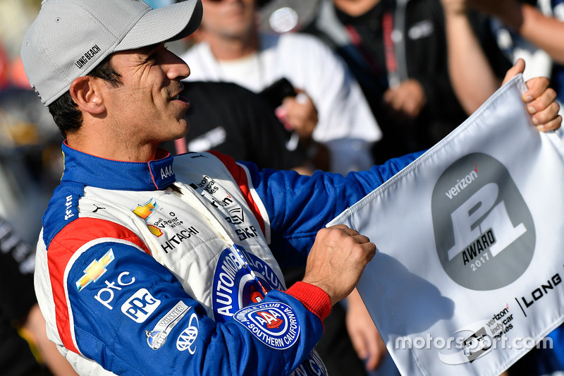 Ganador de la pole Helio Castroneves, Team Penske Chevrolet