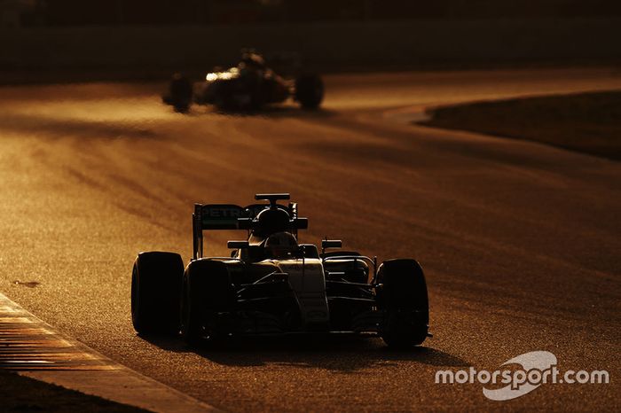 Lewis Hamilton, Mercedes AMG F1 W07 Hybrid