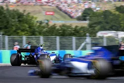Marcus Ericsson, Sauber C36 et Pascal Wehrlein, Sauber C36