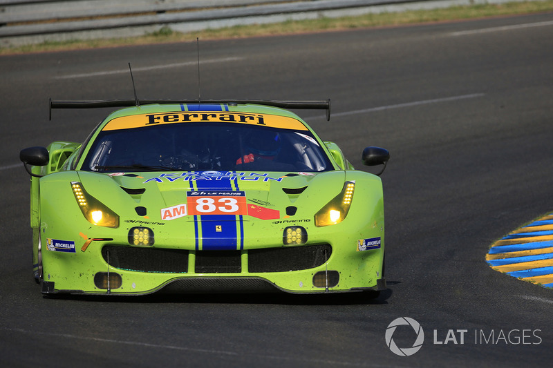 51. №83 DH Racing Ferrari 488 GTE: Трейси Крон, Ник Йонссон, Андреа Бертолини