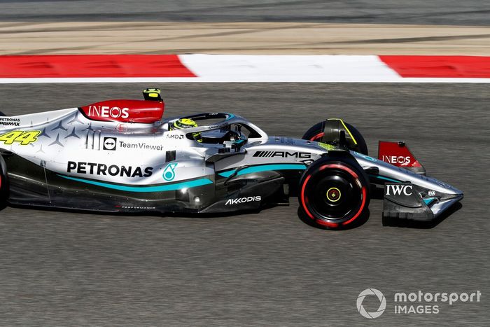 Lewis Hamilton, Mercedes W13