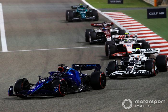 Alex Albon, Williams FW44, Yuki Tsunoda, AlphaTauri AT03, Mick Schumacher, Haas VF-22