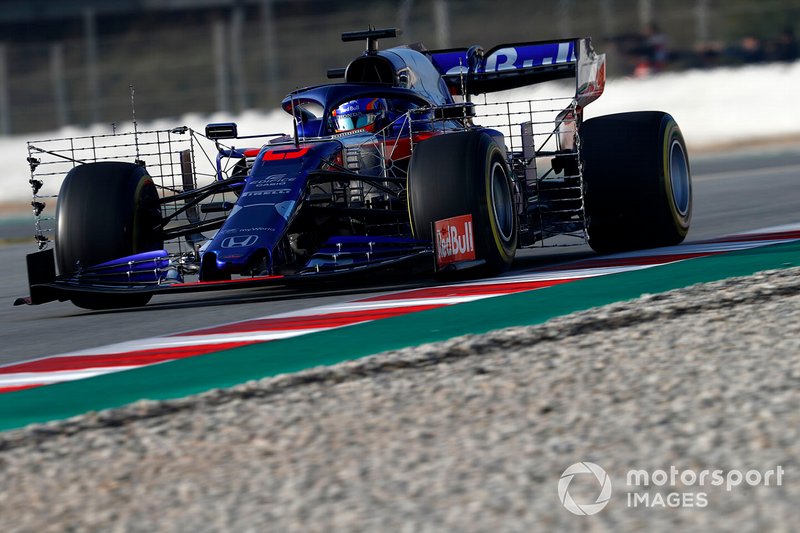 Alex Albon, Scuderia Toro Rosso STR14, con sensori aerodinamici