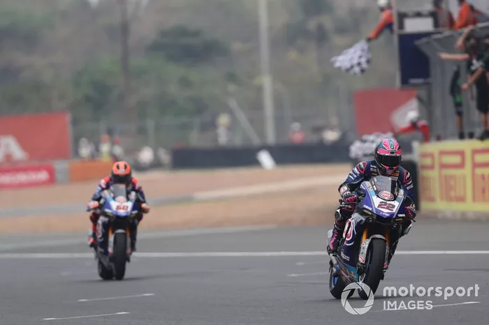 Alex Lowes, Pata Yamaha