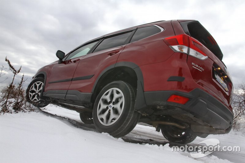 Subaru Forester 2018 року