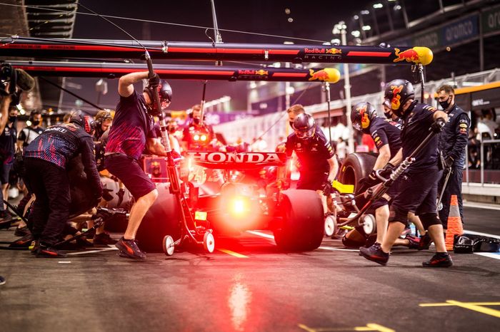 Max Verstappen, Red Bull Racing RB16B