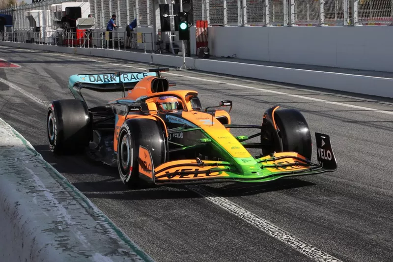 Daniel Ricciardo, McLaren MCL36 avec de la peinture de visualisation