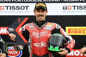 Le poleman Eugene Laverty,  Milwaukee Aprilia
