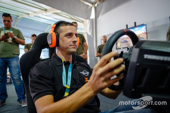 Alex Haro, X-Raid, en la presentación de 'Dakar 18'