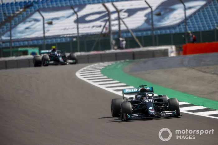 Lewis Hamilton, Mercedes F1 W11, Valtteri Bottas, Mercedes F1 W11