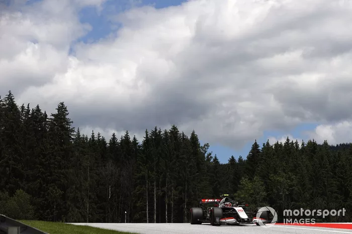 Kevin Magnussen, Haas VF-20