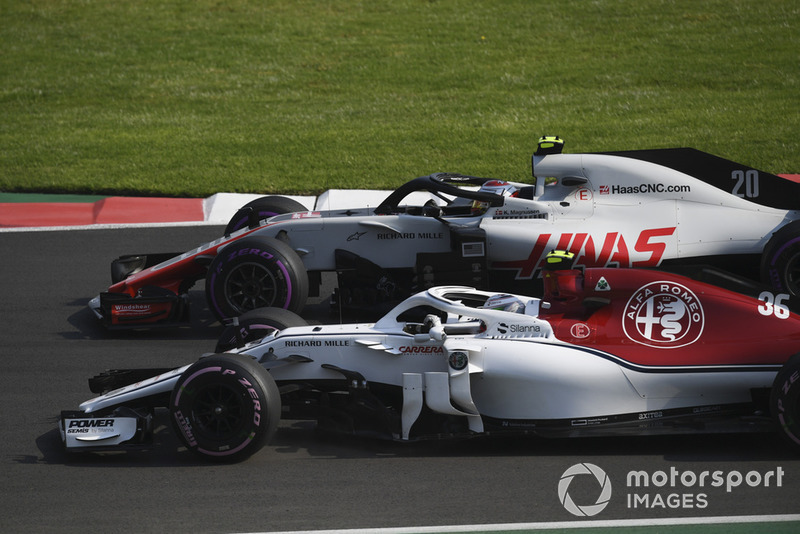 Антоніо Джовінацці, Sauber C37, Кевін Магнуссен, Haas F1 Team VF-18