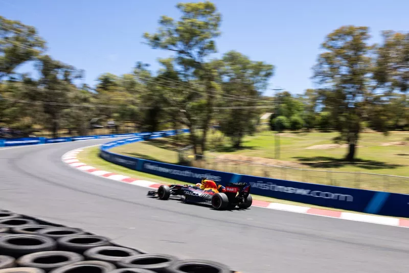Liam Lawson, Red Bull RB7 