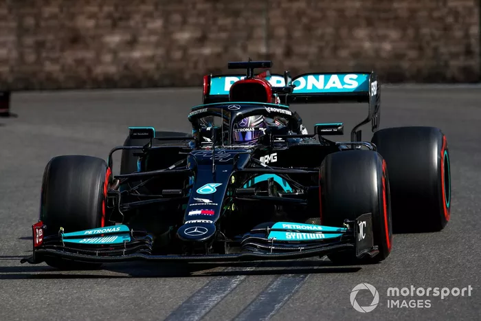Lewis Hamilton, Mercedes W12