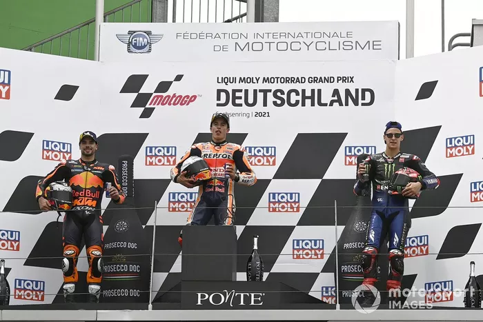Podio: 1º Marc Márquez, 2º Miguel Oliveira, 3º Fabio Quartararo
